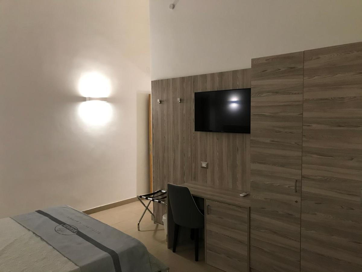 4Stanze Hotel Nápoly Kültér fotó