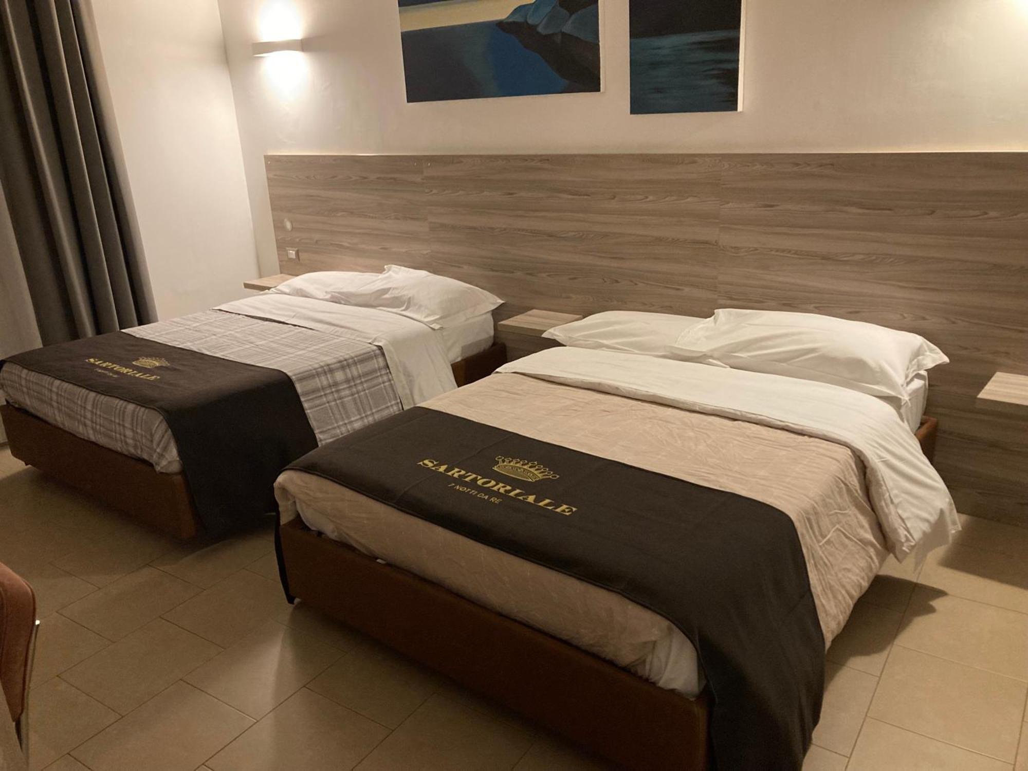 4Stanze Hotel Nápoly Kültér fotó