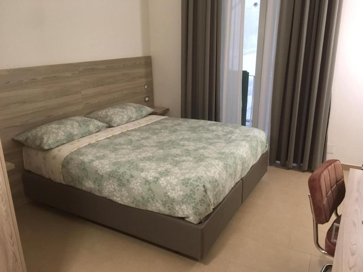 4Stanze Hotel Nápoly Kültér fotó